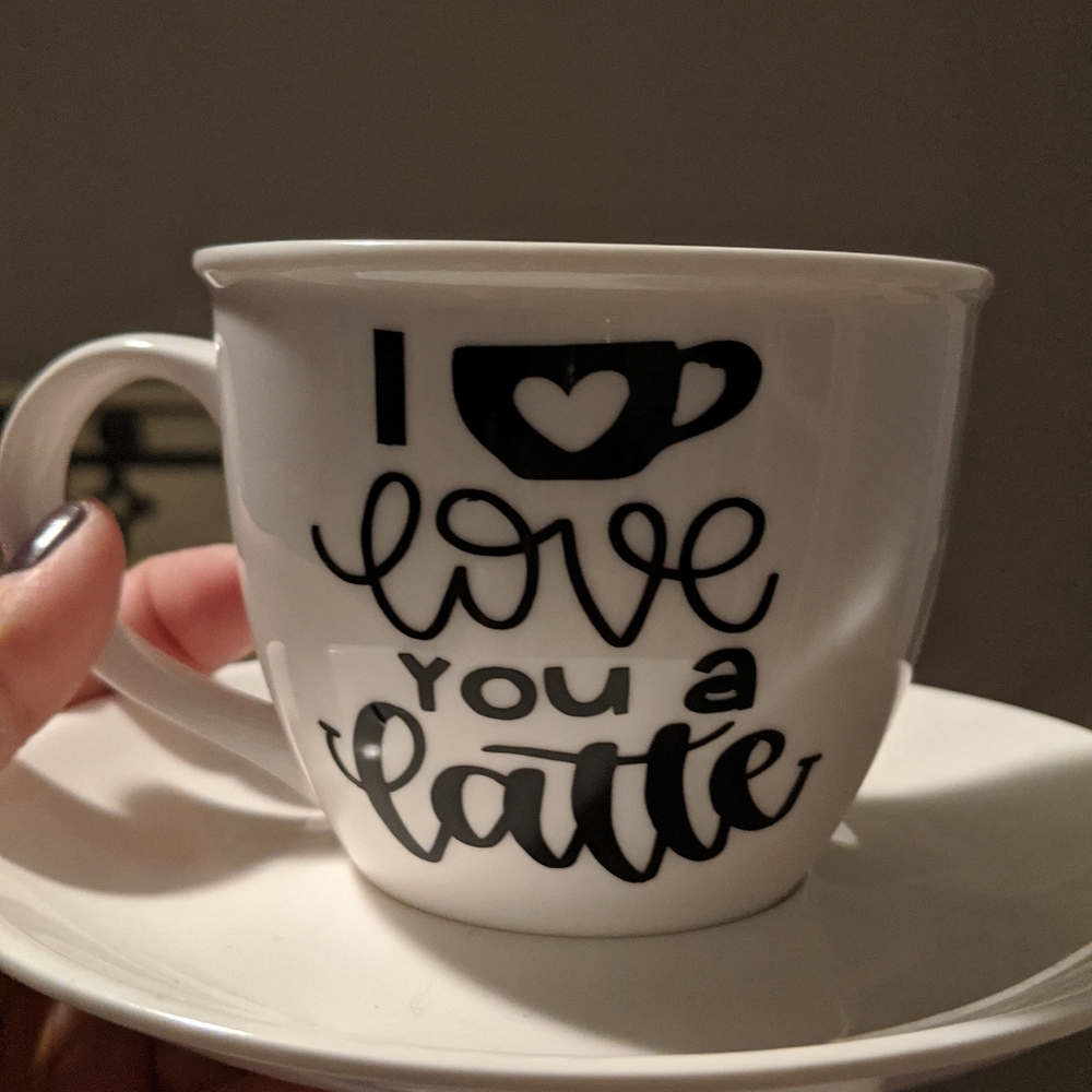 Coffee/tea White percelain cup/saucer